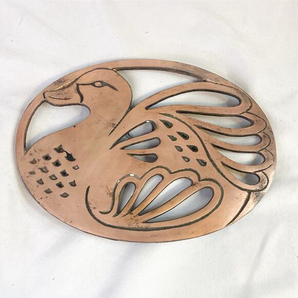 Vtg Lot of 3 Footed Copper Trivets Swan or Goose Teapot Fruit Basket Wall Decor - Picture 6 of 7